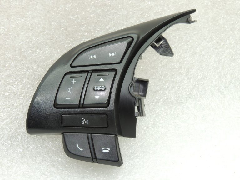 Mazda 6 GJ GL Daudzfunkciju pogas stūres pārslēgšanai GKL3664M9