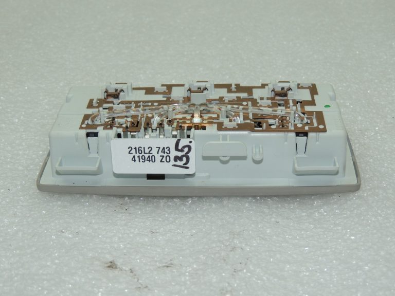 Opel Insignia A Interjera apgaismojums Jumta apgaismojums priekšējais 22774321