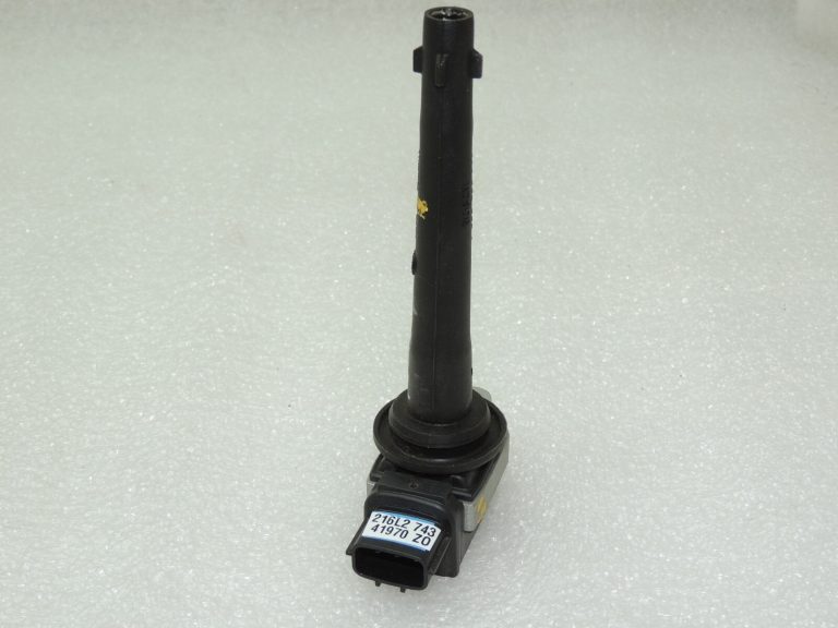 OEM BOSCH Nissan Renault 1.6 1.8 2.0i aizdedzes spole 7701065086
