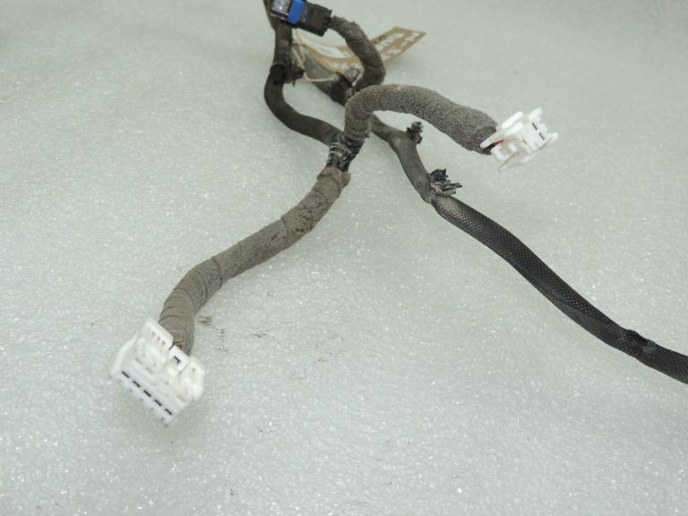 Nissan Qashqai J11 Durvju elektroinstalācijas instalācija Aizmugurējās kreisās durvis 241274EH1A