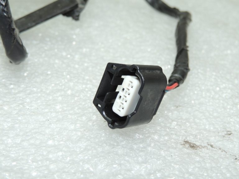 Nissan Qashqai J11 Durvju elektroinstalācijas instalācija Durvju priekšējā labā 241244EH4D