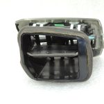 Nissan Qashqai J11 Gaisa ventilācijas atveres priekšējā kreisā 687614EH0A