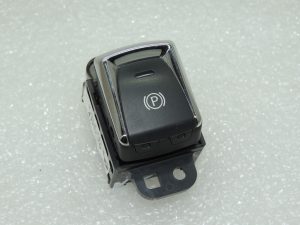 Nissan Qashqai J11 Электронный выключатель стояночного тормоза 251754BA0A