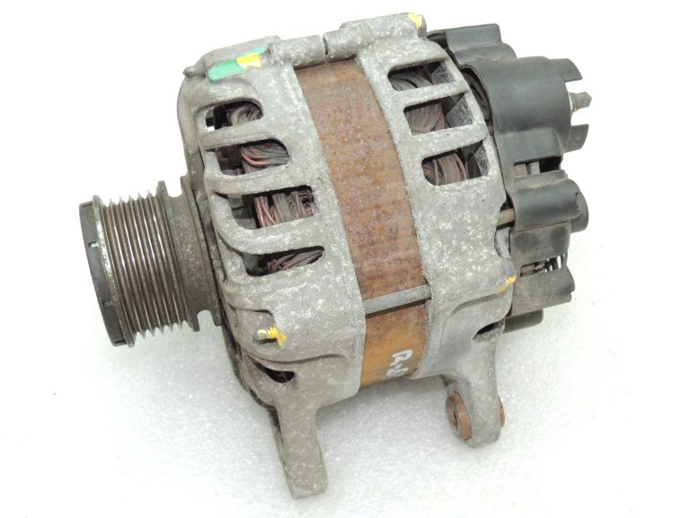 Renault Captur 1.5dci ģenerators 231003015R