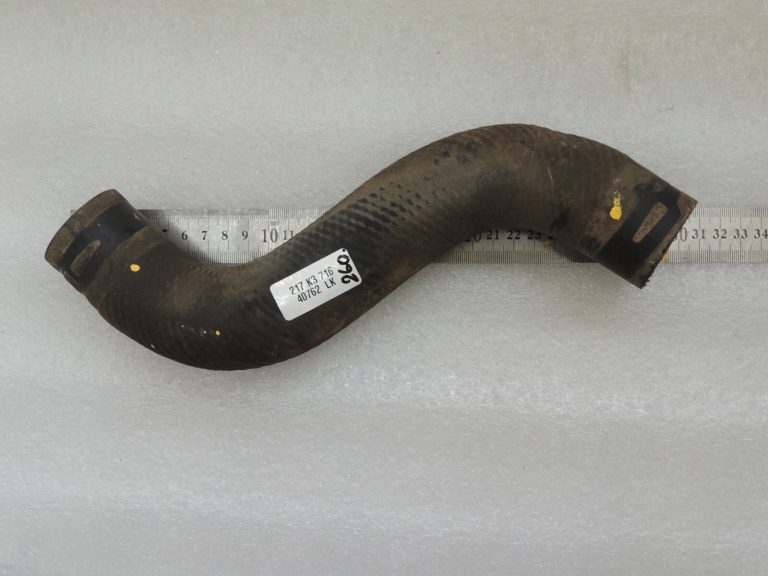 Toyota Hilux VII 2.5 D-4D 2KD-FTV Radiatora šļūtene 16572-0L030 165720L030