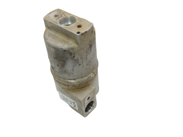 Toyota Hilux VII 2.5 D-4D 2KD-FTV Gaisa kondicioniera akumulators AC 884700K020 88470-0K020
