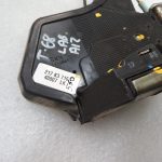 Toyota Hilux VII Aizmugurējā labās puses durvju slēdzene 690500K040 Durvju slēdzene Aizmugurējā labā puse