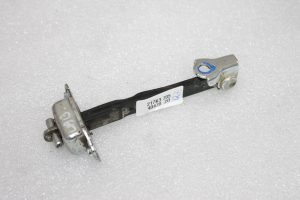 Suzuki SX4 S-CROSS Aizmugurējo durvju pārbaude 81830-51K02