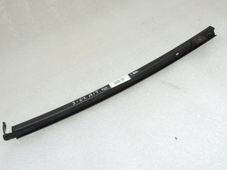 Suzuki SX4 S-CROSS Aizmugurējā kreisā stikla vadītāja 81780-61M00