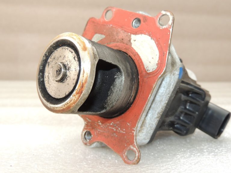 Suzuki Alfa Romeo Fiat Fiat Opel Saab 1.6 1.9 2.0 EGR vārsts 18520-79J82