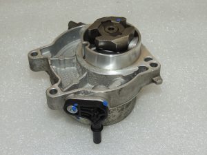 Suzuki Alfa Romeo Fiat Opel Saab Lancia 1.6 1.9 2.0 Vacuum pump 18130-79J81