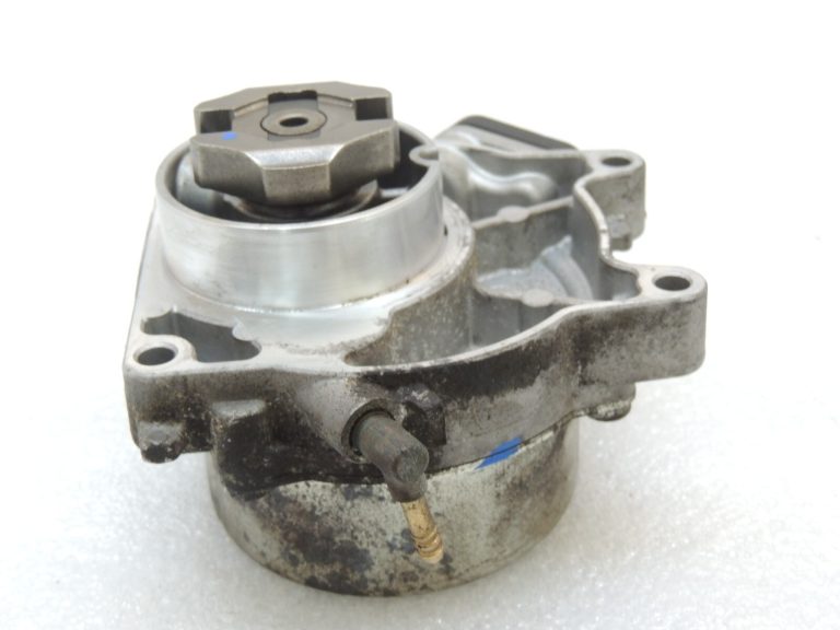 Suzuki Alfa Romeo Fiat Fiat Opel Saab Lancia 1.6 1.9 2.0 Vakuuma sūknis 18130-79J81