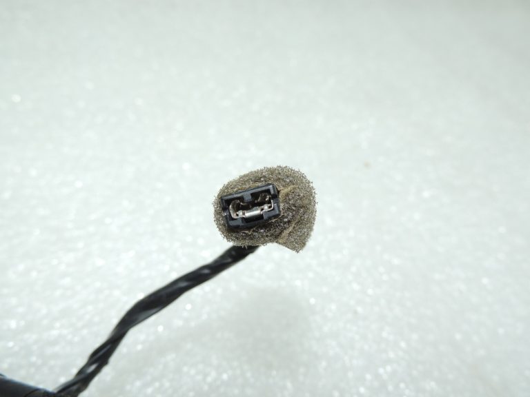 Opel Insignia A aizmugurējo durvju elektroinstalācijas instalācija pa labi 13273616