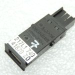 OEM Opel Insingnia A centrālās konsoles USB kontaktligzdas savienotājs 13317918