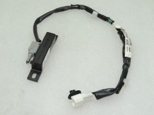 Nissan X-Trail T31 antenas pastiprinātāja kabeļa sensors 24016JG00A