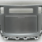 Toyota Avensis T27 oriģinālā pelnu trauksme 5542205091