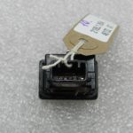 Toyota Avensis T27 oriģinālais degvielas vāciņa slēdzis 8484105020
