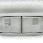 Toyota Avensis T27 oriģināls salona apgaismojums Aizmugures lasīšanas gaisma 812500503030B0