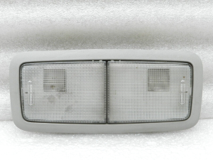 Toyota Avensis T27 oriģināls salona apgaismojums Aizmugures lasīšanas gaisma 812500503030B0