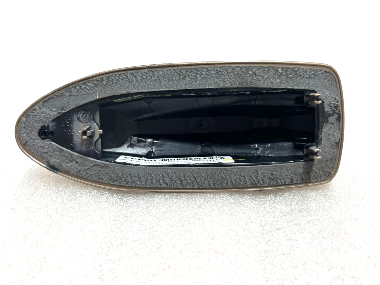 Volvo V40 V60 V60 V70 XC60 XC70 Tukšs antenas korpuss 39850858 70800 RAW COPPER