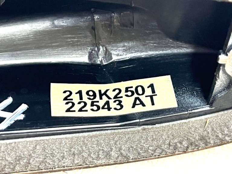 Volvo V40 V60 V60 V70 XC60 XC70 Tukšs antenas korpuss 39850858 70800 RAW COPPER