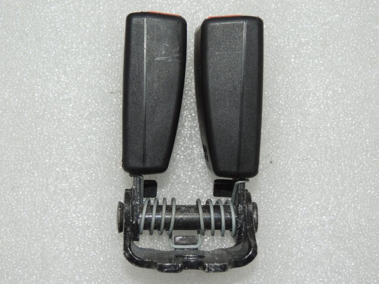 Focus III Oriģinālā Ford dubultā aizmugurējās drošības jostas sprādze 1741765 BM51-613K21-CA3JA6