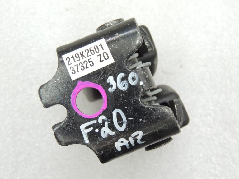 Focus III Oriģinālā Ford dubultā aizmugurējās drošības jostas sprādze 1741765 BM51-613K21-CA3JA6