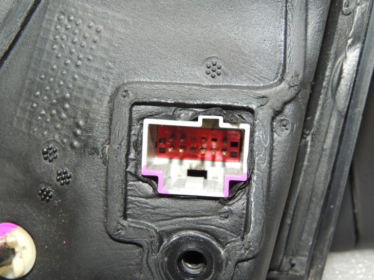 Ford Focus III Ārējais spogulis labais rādītājs Caribou H5 2308812 BM51-17682-PK