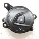Ford Focus III Stūres slēdzis labajā pusē 1687313 AM5T-14K147-BA