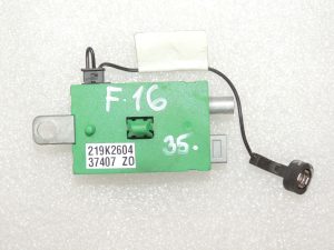 Ford Focus III antenna amplifier Amplifier antenna FM 1706148