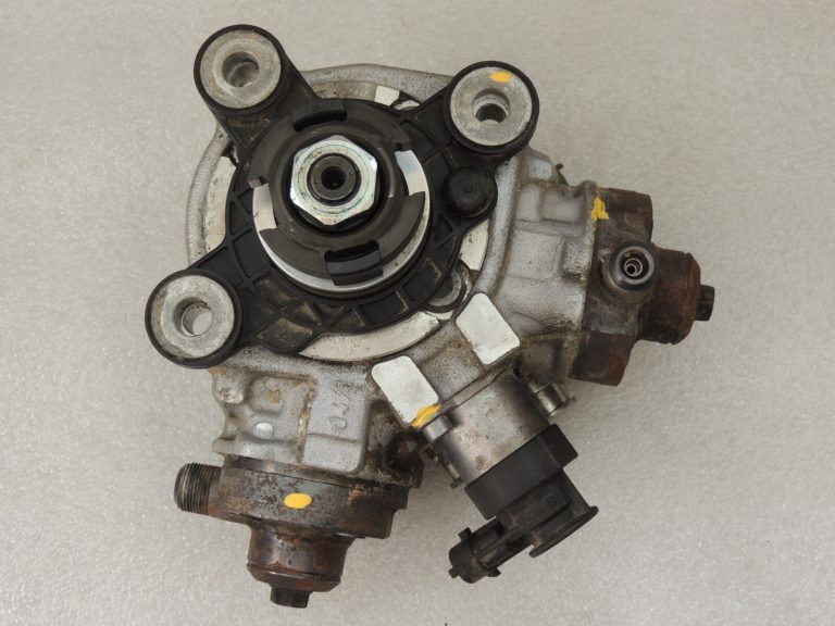 OEM BOSCH Volvo V70 C30 S80 S60 XC60 S40 II V50 V60 2.0D 2.4D augstspiediena sūknis