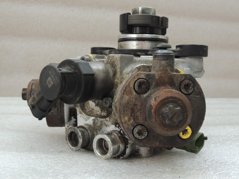 OEM BOSCH Volvo V70 C30 S80 S60 XC60 S40 II V50 V60 2.0D 2.4D augstspiediena sūknis