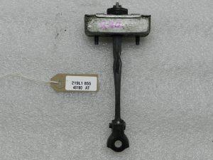 Toyota Avensis T27 Estate Original Door Limiter Rear Right Left