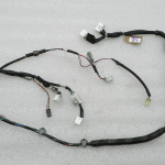 Toyota Avensis T27 Kombi Oriģinālā instalācija durvju logu regulators priekšējais labais