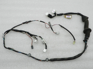 Toyota Avensis T27 Kombi Oriģinālā instalācija durvju logu regulators priekšējais labais