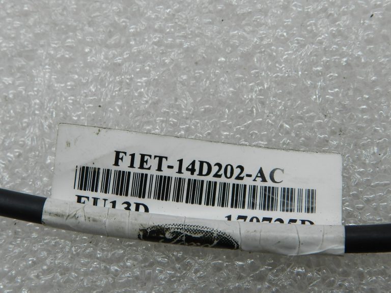 Ford Focus III oriģinālās vadu instalācijas USB mini-B