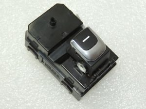 KIA Sportage QL Aizmugurējā kreisā loga slēdzis 93580D9100AK5