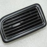 Fiat Doblo 263 Opel Combo D instrumentu paneļa ventilācijas atveres priekšējā labajā pusē 735498104