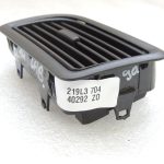 Fiat Doblo 263 Opel Combo D instrumentu paneļa ventilācijas atveres priekšējā labajā pusē 735498104
