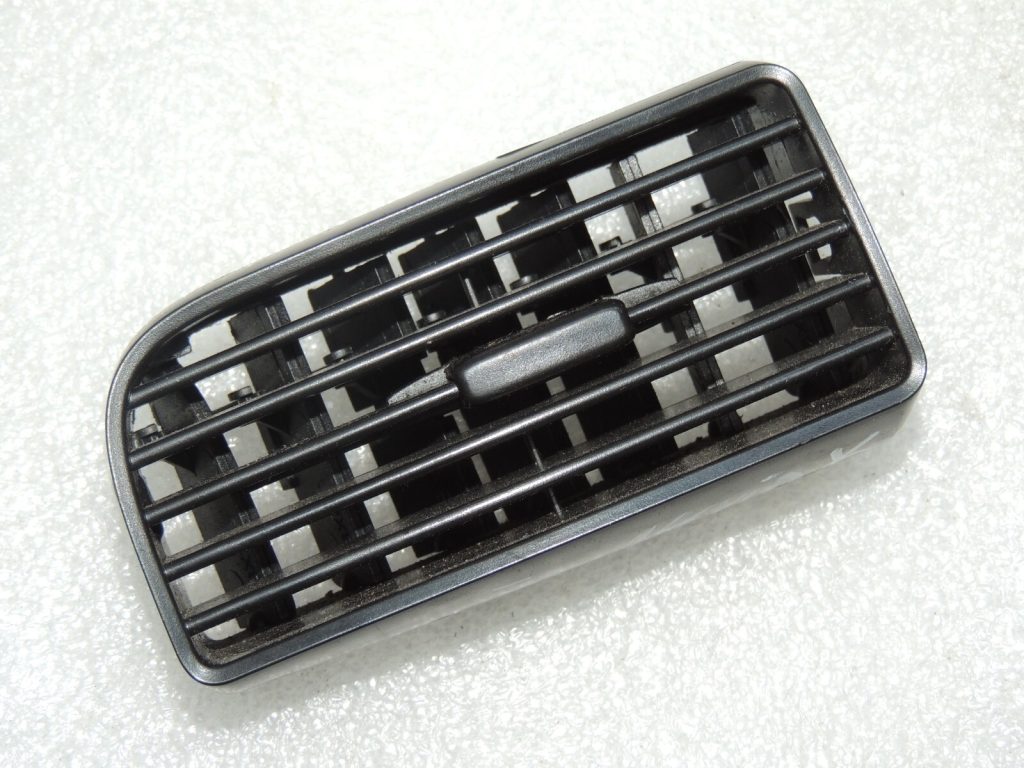 Fiat Doblo 263 Opel Combo D dashboard air vent front center left 735498648