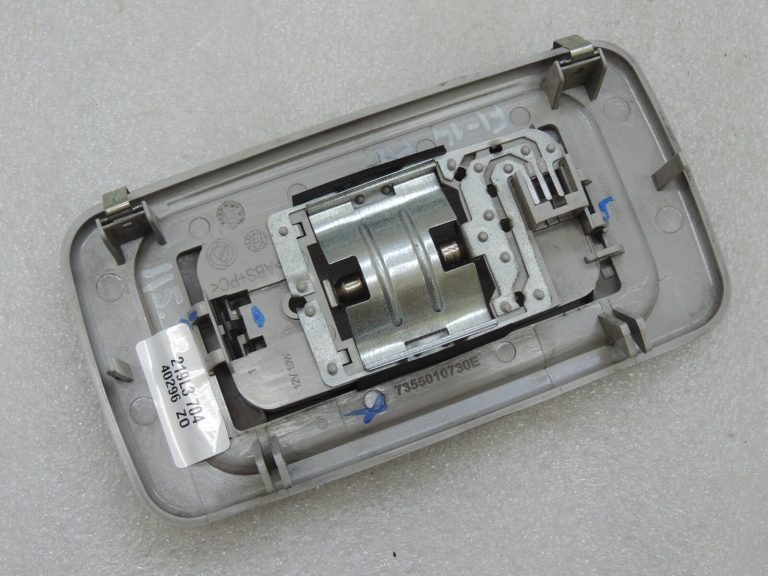 Fiat Doblo 263 Opel Combo D Priekšējais jumta lukturis 735710932 735507604