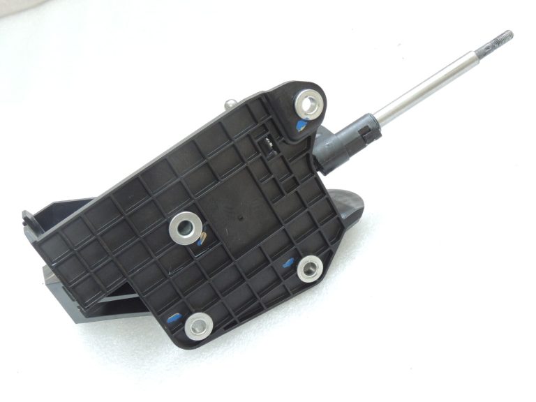 Fiat Doblo 263 Opel Combo D Manuālā pārnesumu svira 6 ātrumu 55346829 553468290