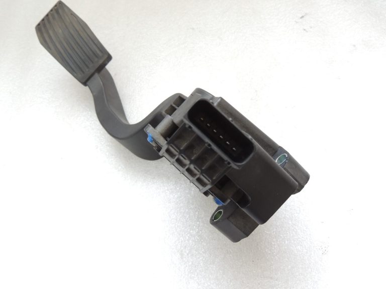 OEM BOSCH Fiat Doblo 263 Opel Combo D akseleratora pedālis 51831864 0280755157