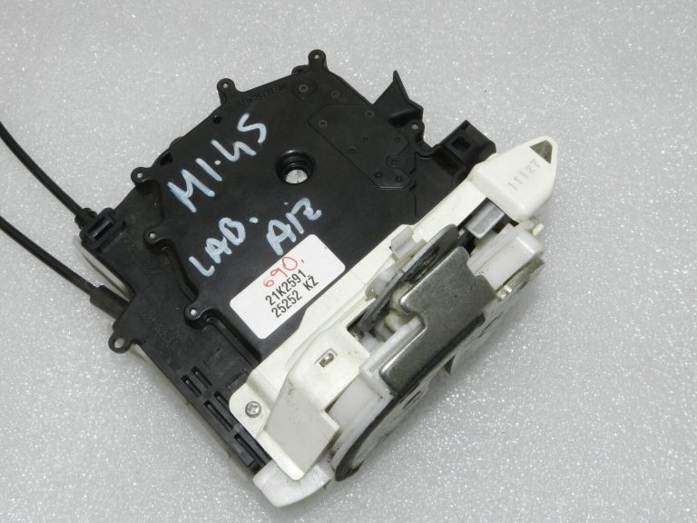 OEM Citroen C-Crosser aizmugurējā labā durvju slēdzene 9138 R0, 9138R0