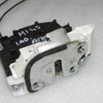 OEM Citroen C-Crosser aizmugurējā labā durvju slēdzene 9138 R0, 9138R0