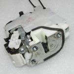 OEM Citroen C-Crosser aizmugurējā labā durvju slēdzene 9138 R0, 9138R0