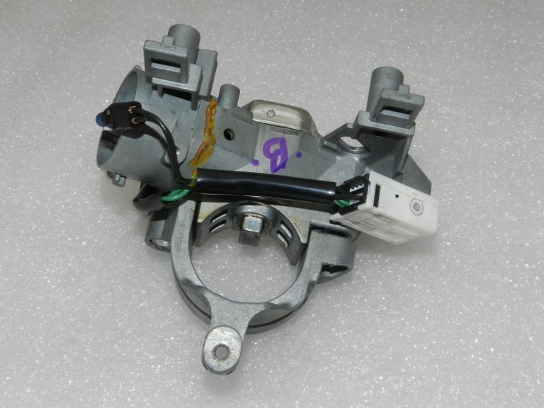OEM Citroen C-Crosser Peugeot 4007 aizdedzes slēdzenes korpuss 4162 LQ, 4162LQ