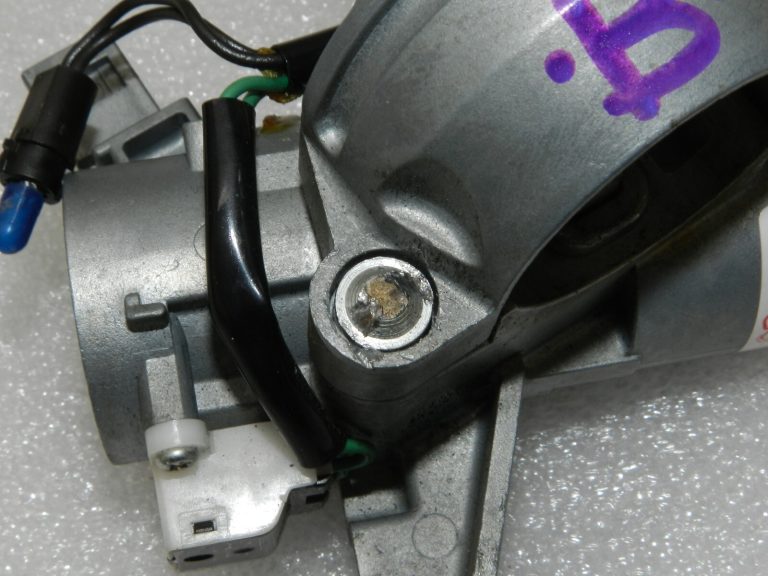 OEM Citroen C-Crosser Peugeot 4007 aizdedzes slēdzenes korpuss 4162 LQ, 4162LQ