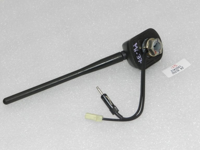 Oriģinālā Mitsubishi Outlander II jumta antena 8723A040, 8723A122, 8723A144