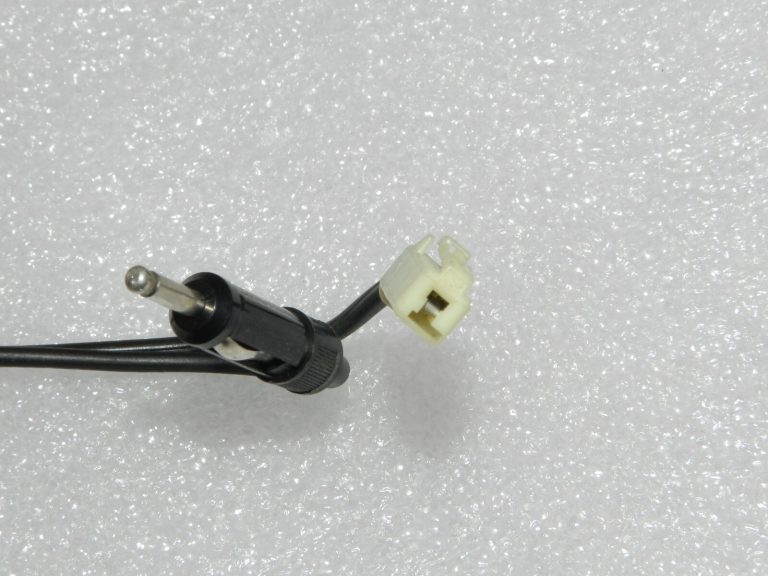 Oriģinālā Mitsubishi Outlander II jumta antena 8723A040, 8723A122, 8723A144